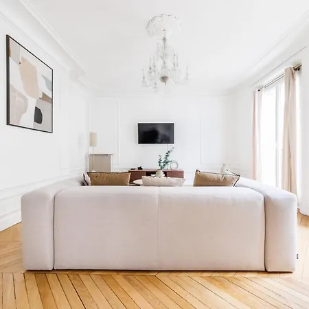 Exceptional Near The Eiffel Tower 3 Bdr 5 P Appartamento Parigi